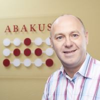Alan Webb, Geschäftsleitung bei ABAKUS